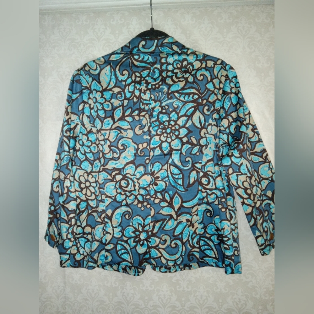 Women's jacket - Picture 4 of 4
